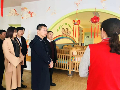 昌禾商學(xué)院鐵軍訓(xùn)練營(yíng)丨奉獻(xiàn)愛(ài)心、傳遞溫情