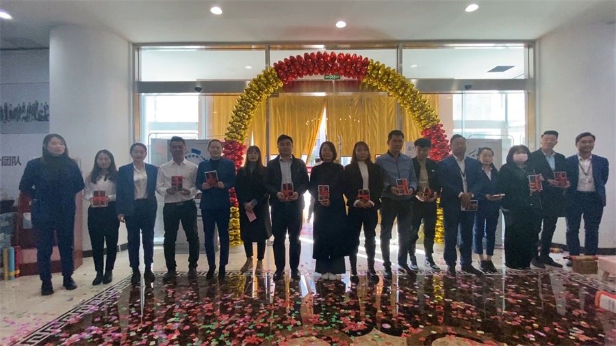 昌禾裝飾丨10月總結(jié)表彰暨11月活動(dòng)啟動(dòng)大會(huì)圓滿(mǎn)結(jié)束！一起領(lǐng)盲盒啦~